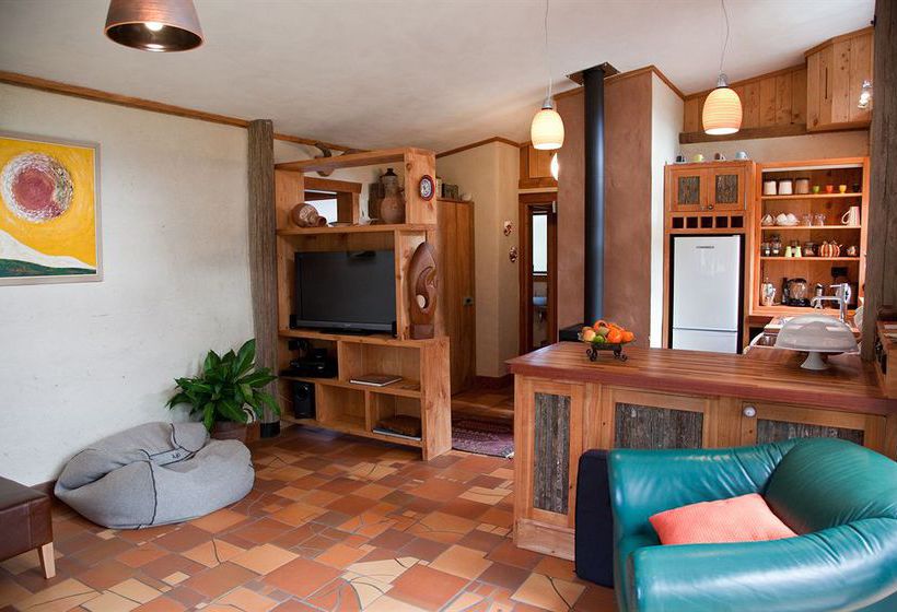 Bed and Breakfast Earthstead Villas 12