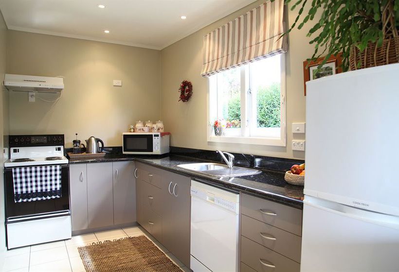 Bradleys Garden Bed & Breakfast 1