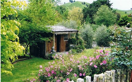 Bradleys Garden Bed & Breakfast 5