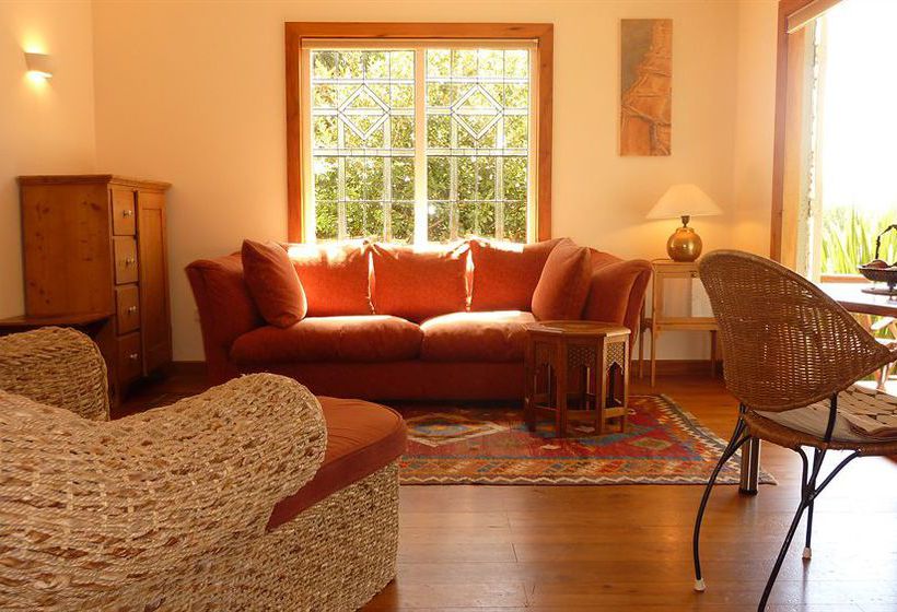 Joya Garden & Villa Studios 4