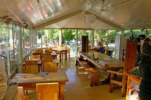 Paradiso Backpacker Hostel 11