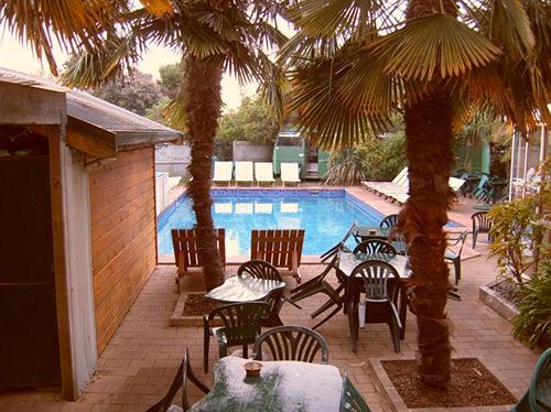 Paradiso Backpacker Hostel 14