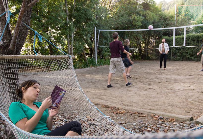 Paradiso Backpacker Hostel 3