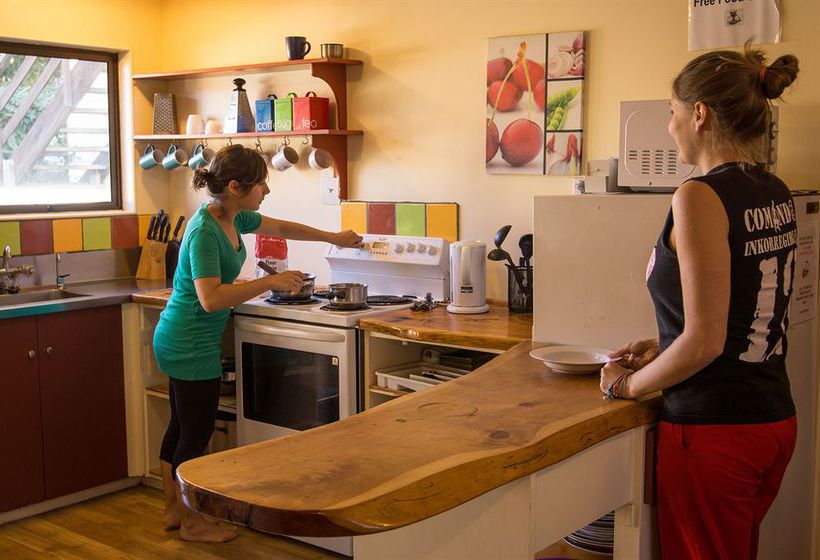 Paradiso Backpacker Hostel 8