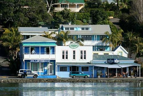 Mangonui Waterfront Apartments Motel 3