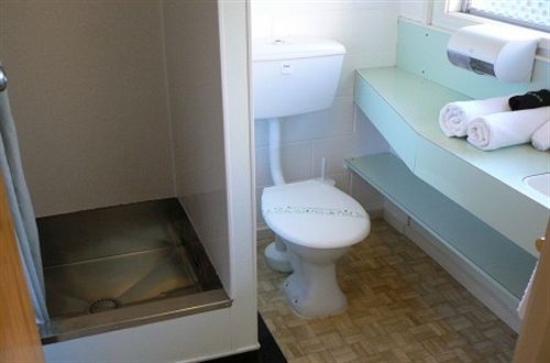 Sylvan Lodge Motel 9