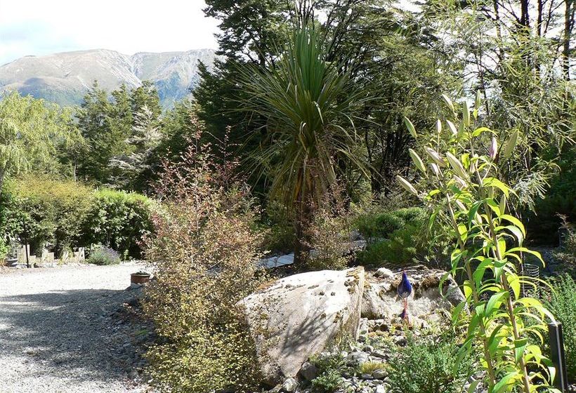 Avarest Bed And Breakfast 8