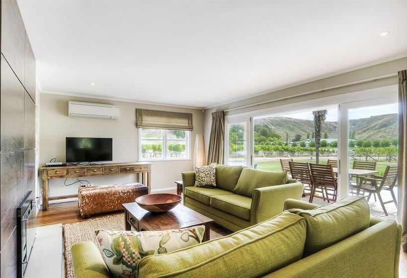 The Farmhouse At Mission Estate Isla Norte