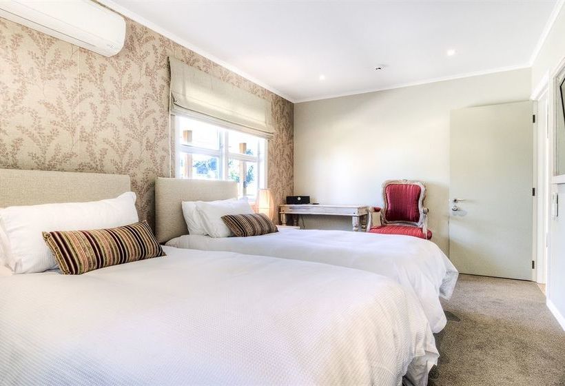 The Farmhouse At Mission Estate 1