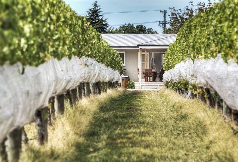 The Farmhouse At Mission Estate 16