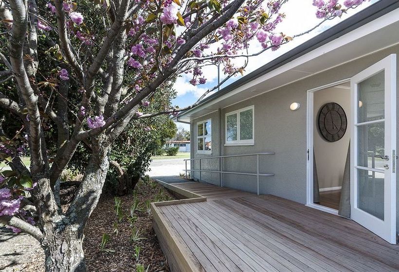 The Farmhouse At Mission Estate 18