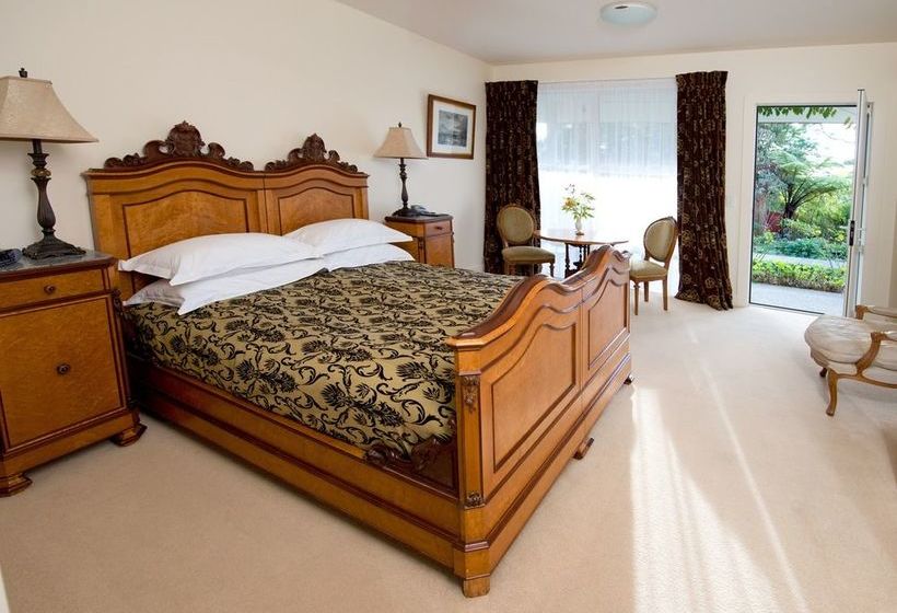 Hotel Ratanui Lodge 6