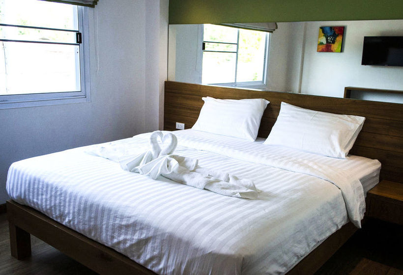 Hotel Maenam Bay Resort 6