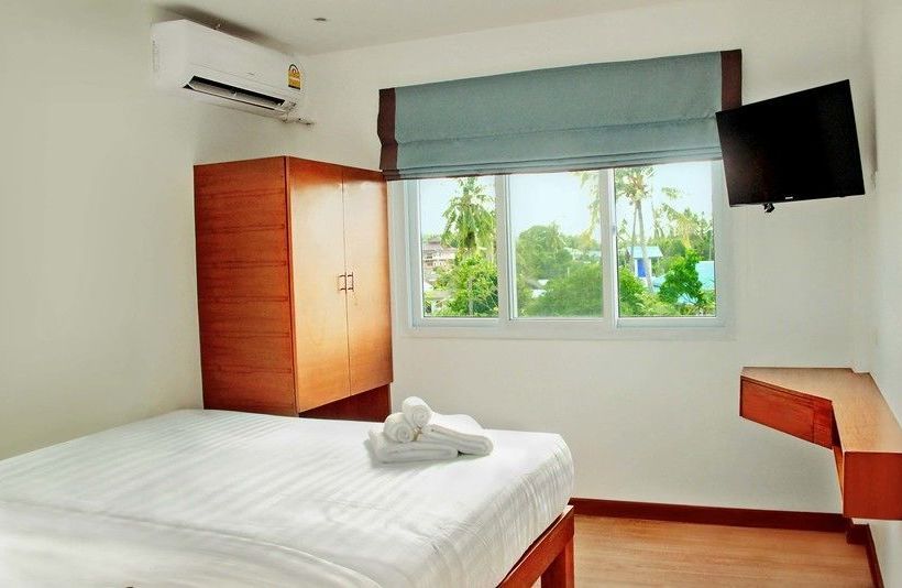 Hotel Maenam Bay Resort 7