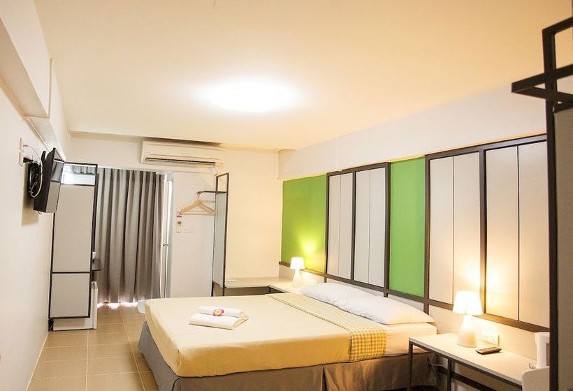 Hotel Regent Ngamwongwan 15