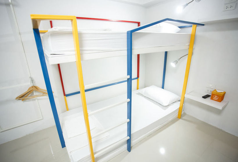 Hotel Regent Ngamwongwan 4