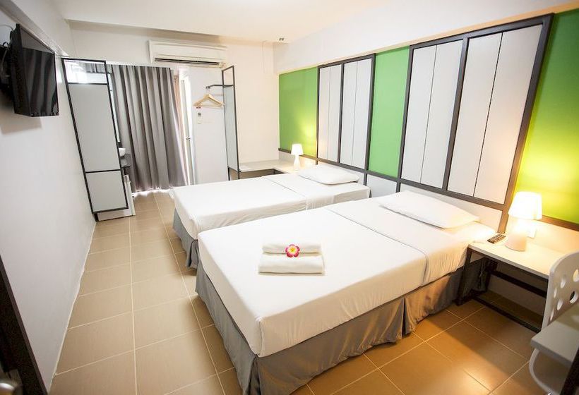 Hotel Regent Ngamwongwan 9