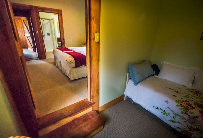 Hotel The River Lodge 6