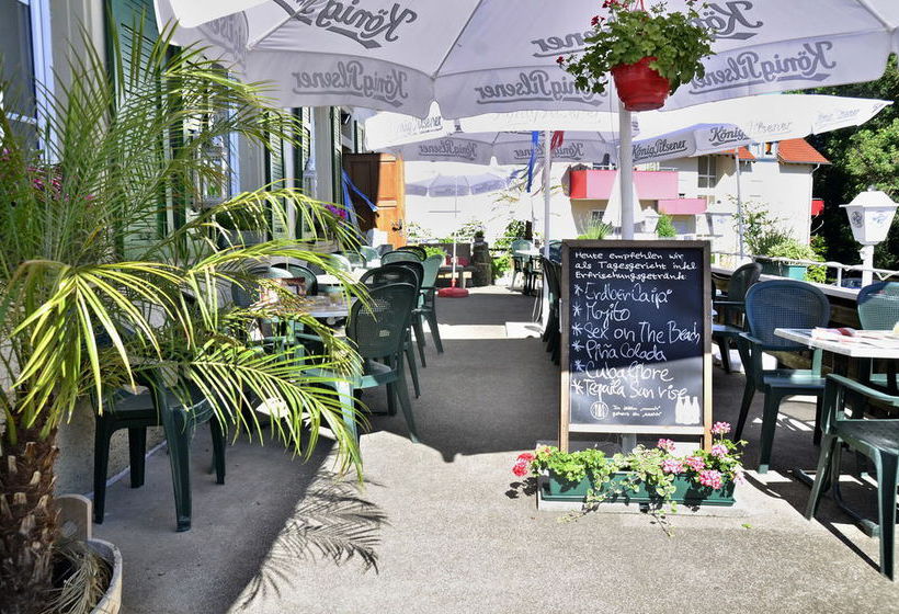 Hotel Café Verkehrt 19