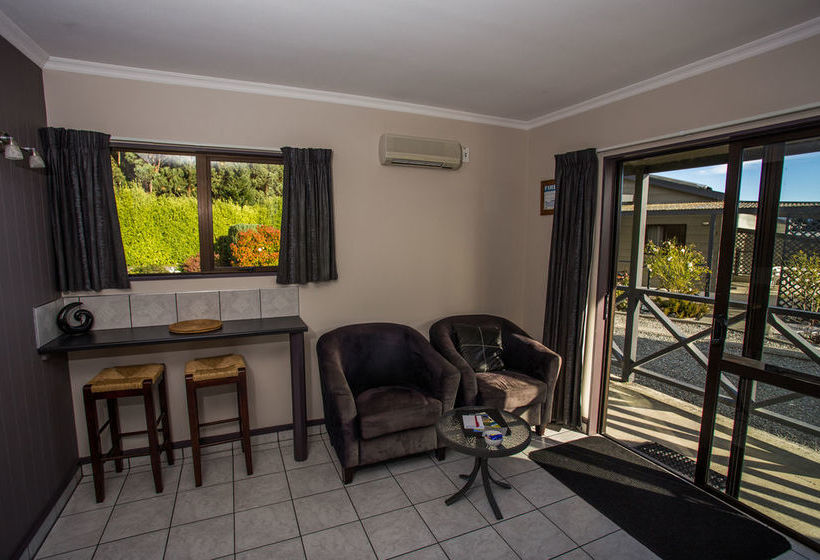 Hotel Fiordland Great Views Holiday Park 8