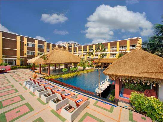 Hotel Mayfair Waves 13