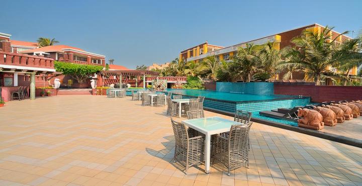 Hotel Mayfair Waves 5