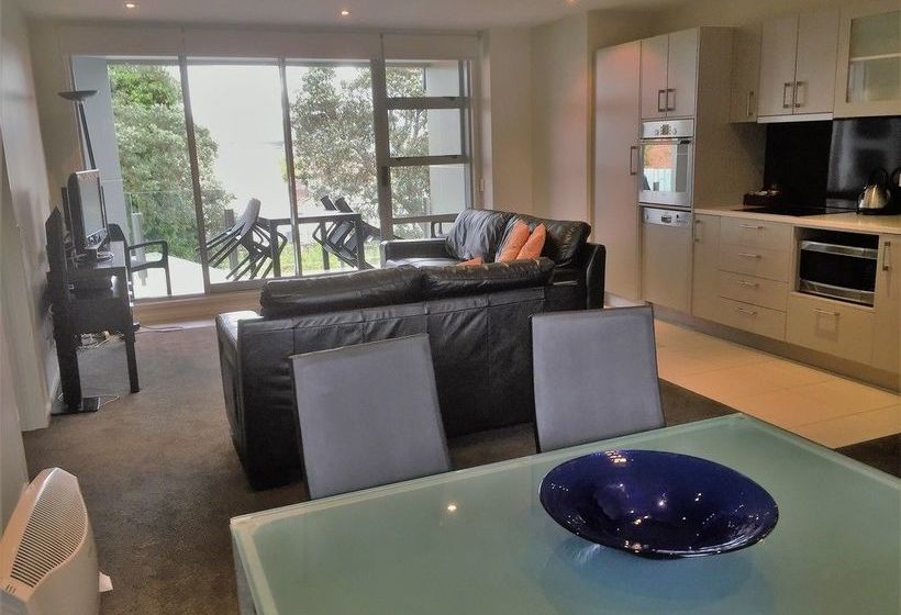 Esplanade Apartments 14