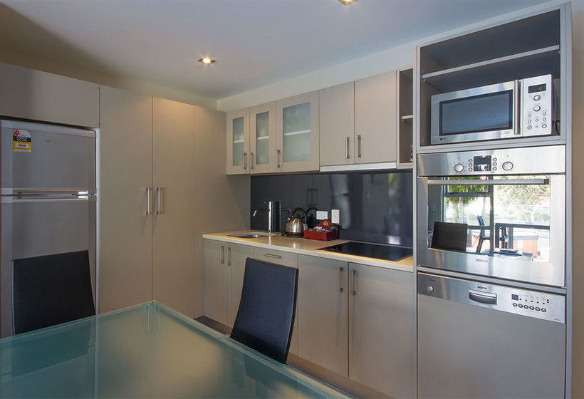 Esplanade Apartments 16