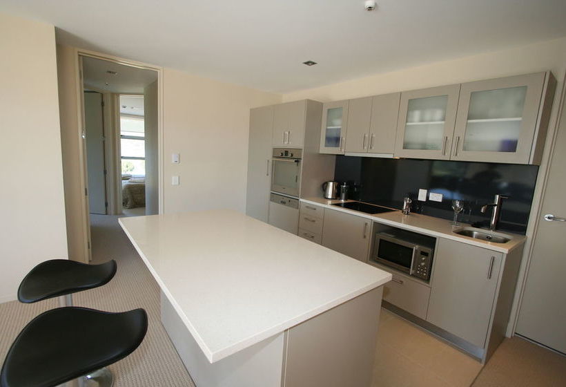 Esplanade Apartments 18