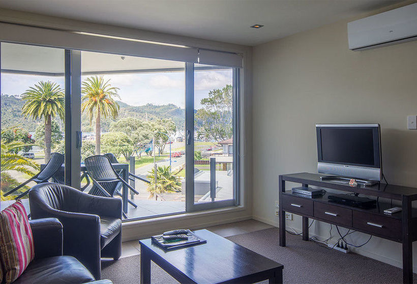 Esplanade Apartments 20