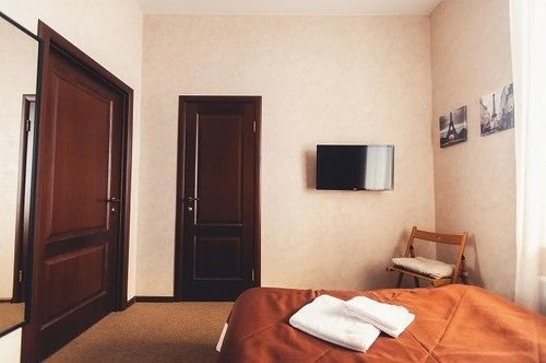 Hotel Shale On Komsomolsky 6