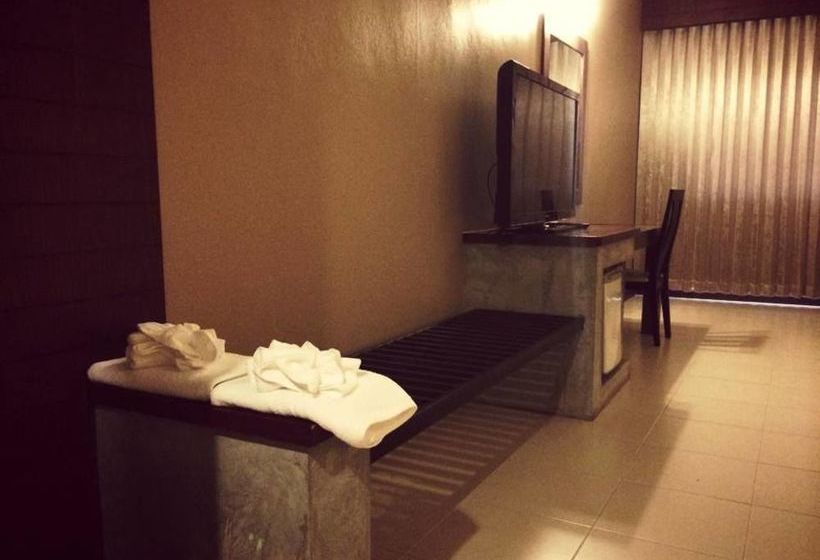 Hotel Nipa Garden 19