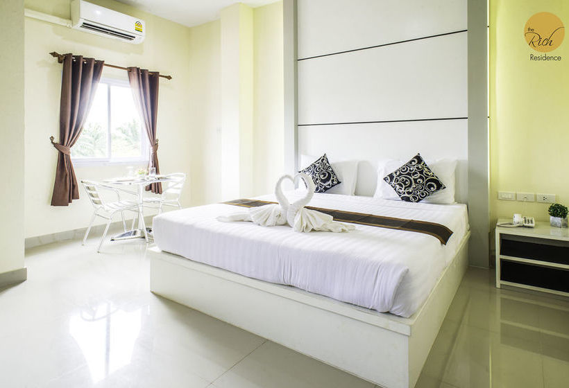 Hotel The Rich Residence 2