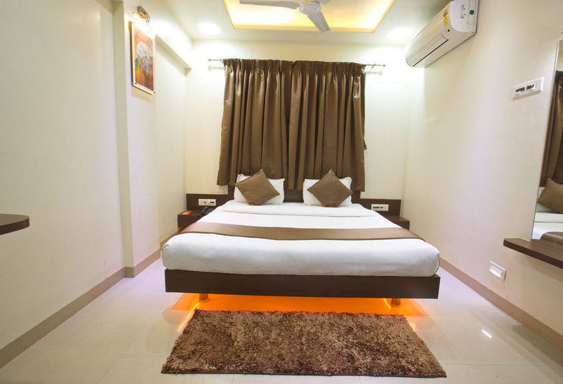 Hotel Zo Ranjana S Wakad 13