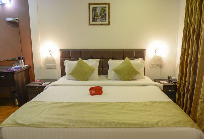 Hotel Oyo Premium Vagator 10
