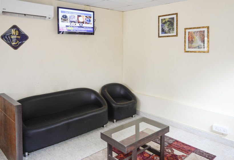 Hotel Oyo Premium Vagator 14