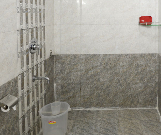 Hotel Oyo Premium Vagator 17