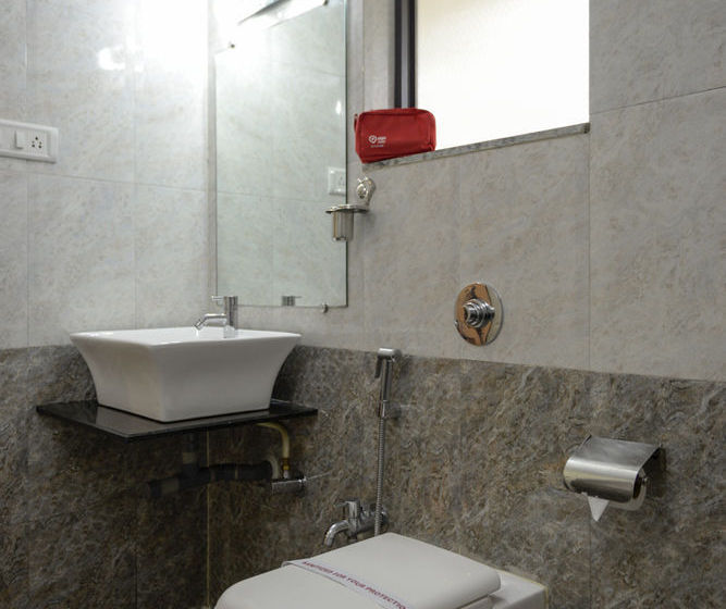 Hotel Oyo Premium Vagator 18