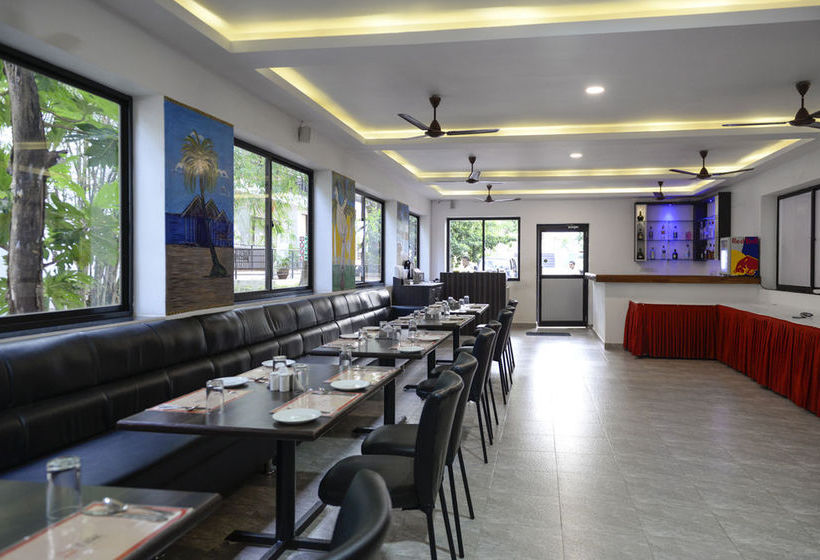 Hotel Oyo Premium Vagator 7