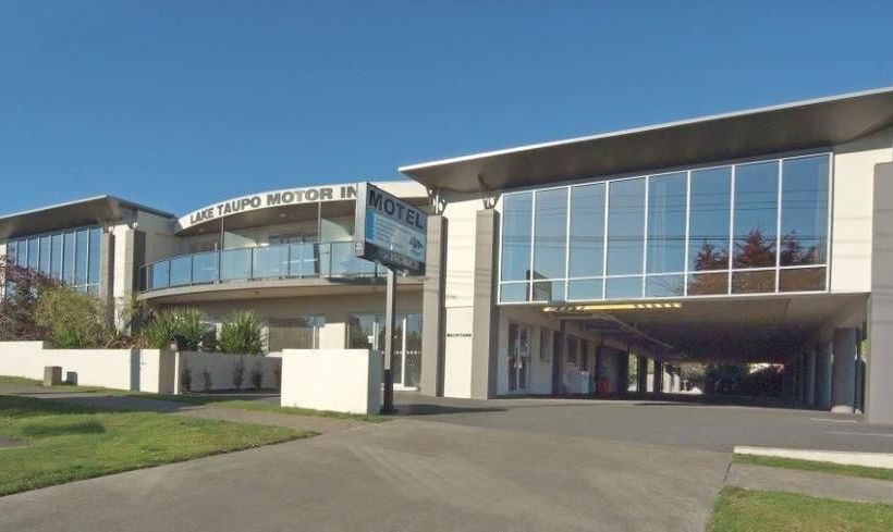 Lake Taupo Motor Inn 4