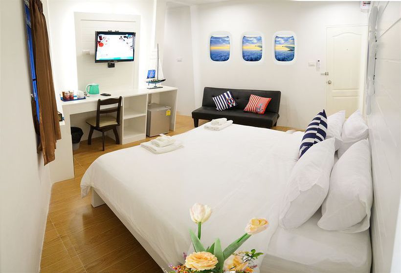 Hotel Bed By Cruise At Samakkhitivanont 10