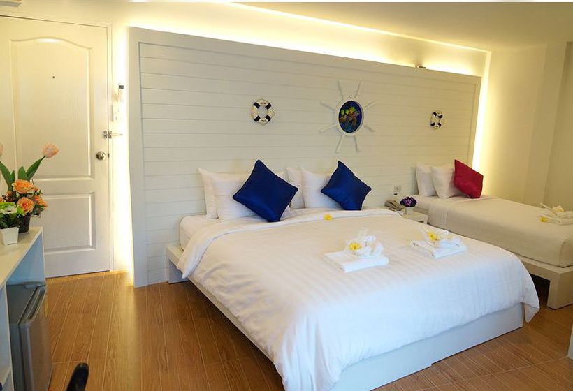 Hotel Bed By Cruise At Samakkhitivanont 15