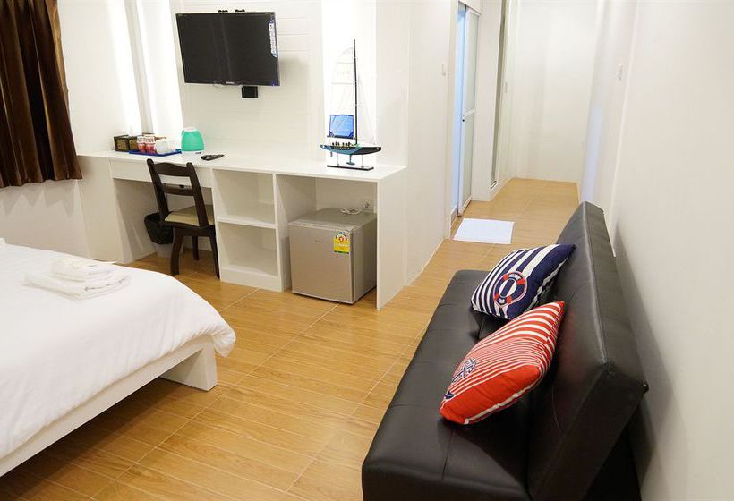 Hotel Bed By Cruise At Samakkhitivanont 9