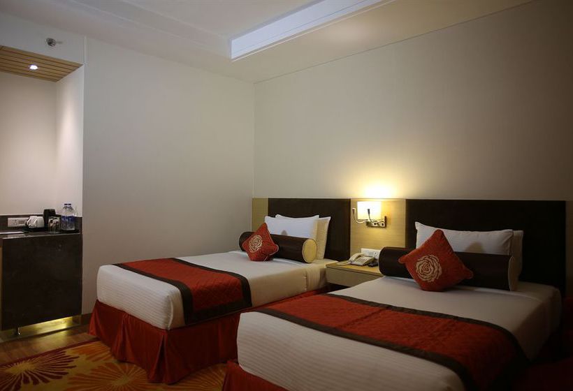 Hotel Country Inn & Suites Meerut 14