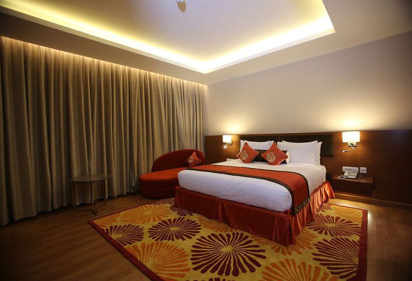 Hotel Country Inn & Suites Meerut 16