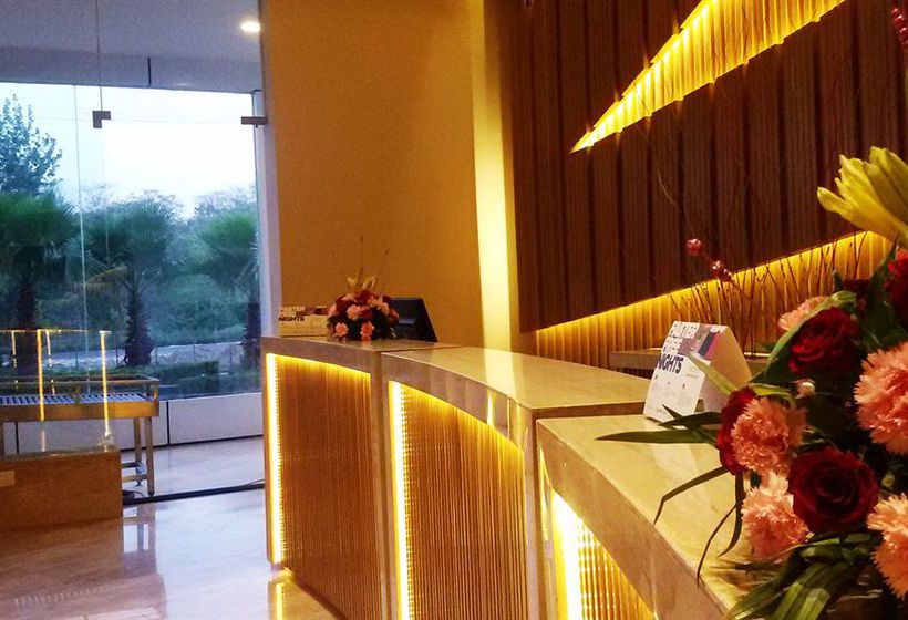 Hotel Country Inn & Suites Meerut 6