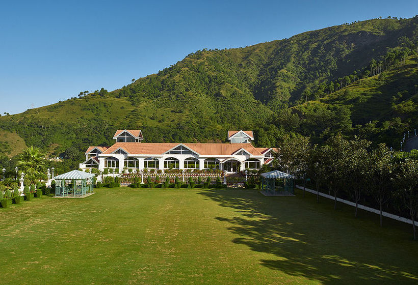 Resort Club Mahindra Kandaghat 17