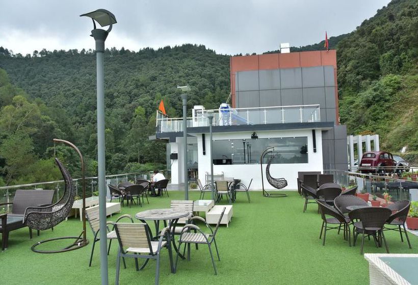 Hotel Oyo Rooms Waknaghat Shimla 8
