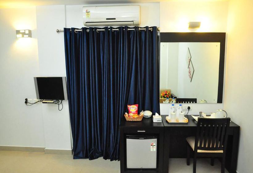 Hotel Oyo Premium Calicut Airport Extension 3