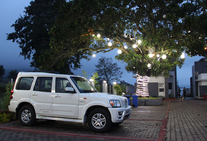 Hotel Leisure Vacations Cloud9 1